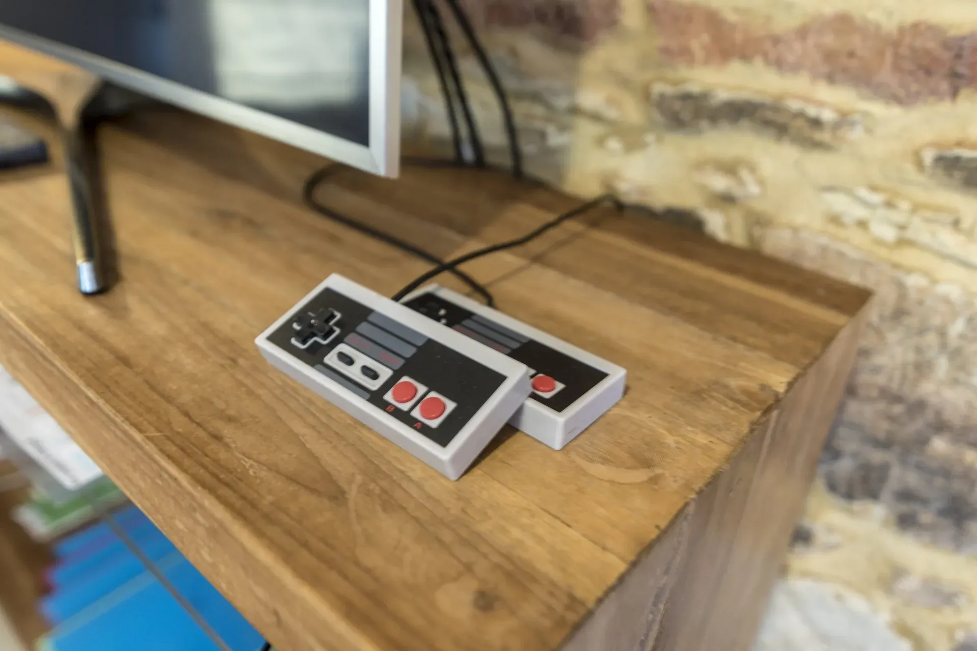 Retro gaming controllers voor een avond nostalgie