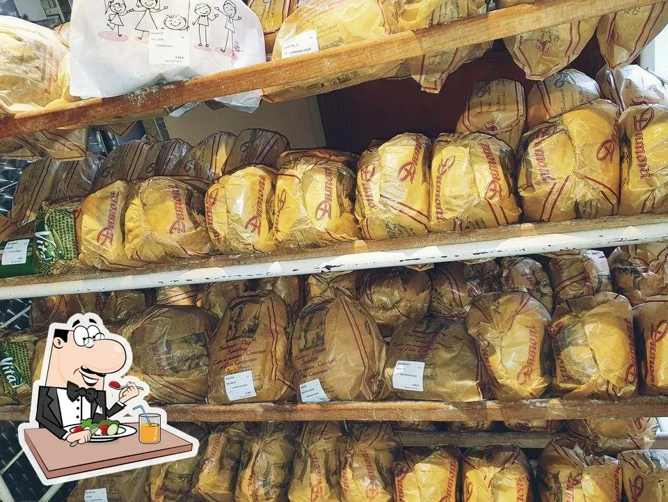 Rekken vol ambachtelijke broden in de bakkerij